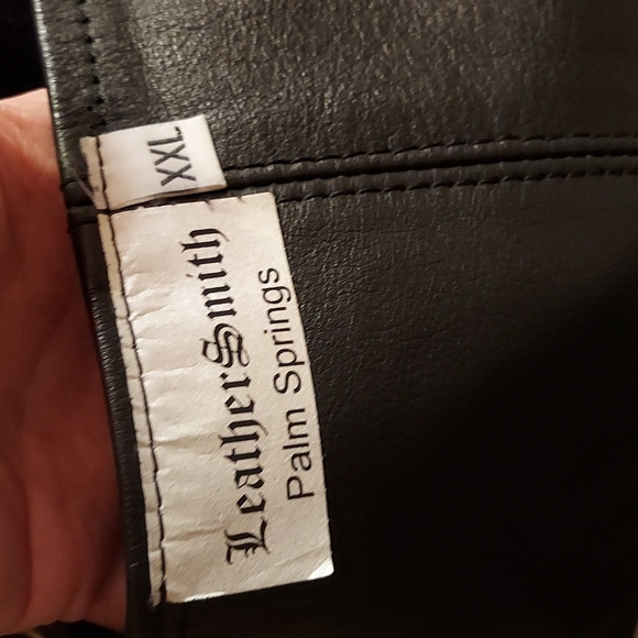 Black Leather Vest by LeatherSmith Palm Springs size XXL - Picture 8 of 11